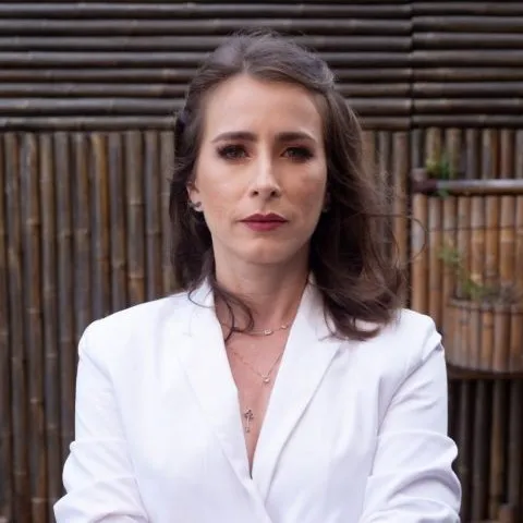 Luciana Ferreira Mattos Colli